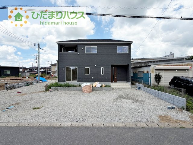 【外観】 | 常総市水海道諏訪町第3　新築戸建　5号棟 | 是非一度、ご家族そろってご内覧ください♪