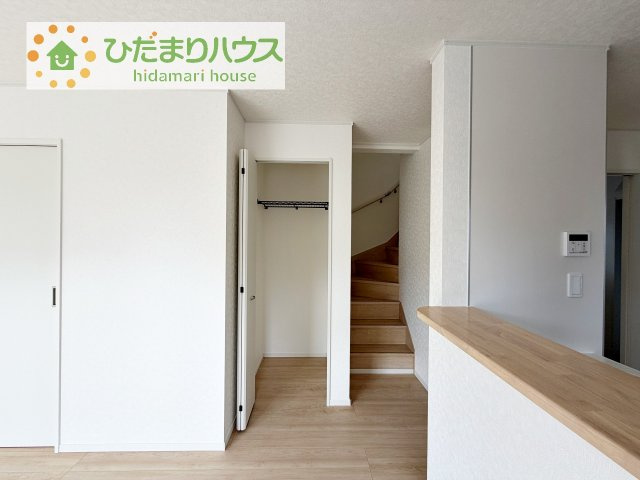 【収納】 | 常総市水海道諏訪町第3　新築戸建　5号棟 | 収納場所に困る掃除機や掃除用具はこちらへ！！