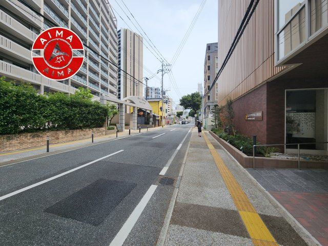 アンピール百年橋の現況写真|前面道路含む現地の写真です。
