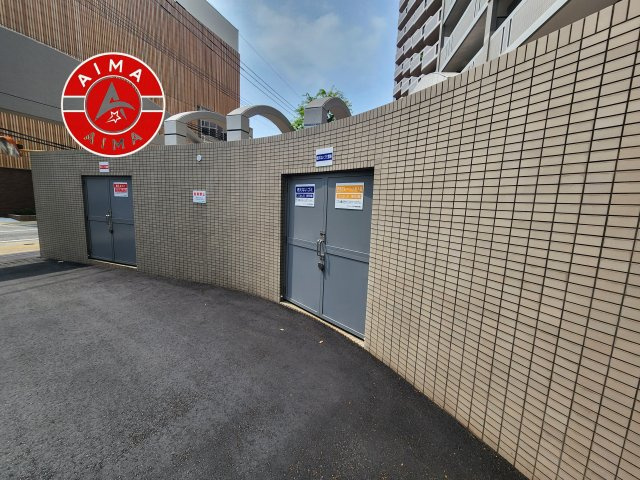 アンピール百年橋のその他共用部分|敷地内には、ゴミ出しが可能な専用ゴミ置き場を完備。
