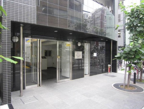 クレアシオン浅草Ⅱのエントランス