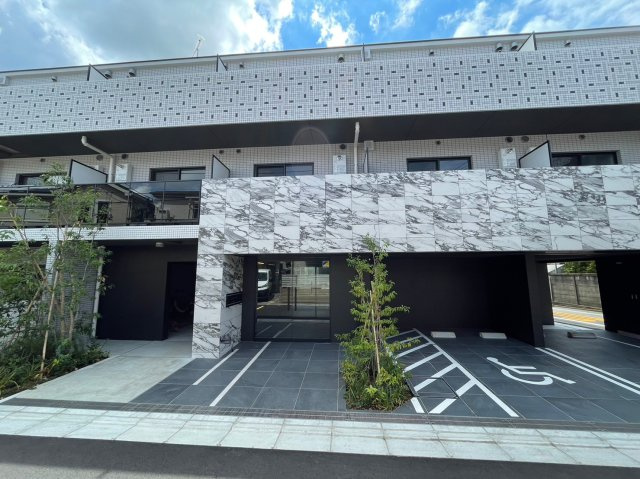 DIPS明大前の外観|外観は落ち着いています