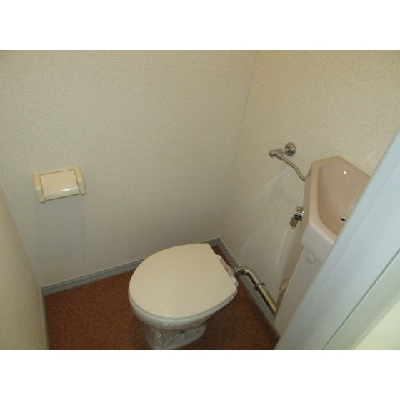 Ｓ・Ｋハウスのトイレ|ゆったりとした空間のトイレです