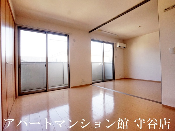 ベルクレストの洋室