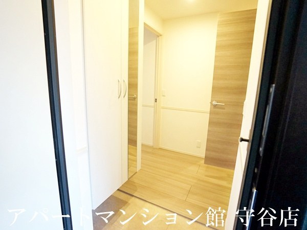 Sereno MORIYAⅡの玄関|類似です