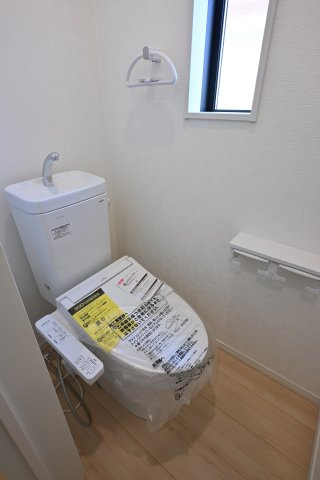 【トイレ】 | 太田市鳥山上町第6 | トイレは２つあるので忙しい朝も家族と分けて使用できます♪