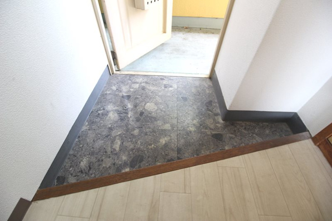 【玄関】 | プレアール新屋敷