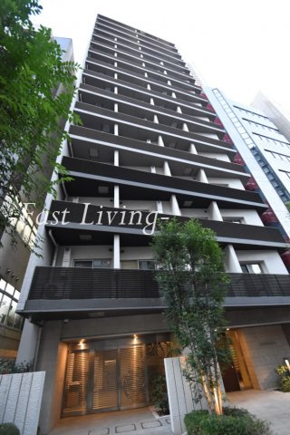 パークリュクス新宿御苑前monoのエントランス