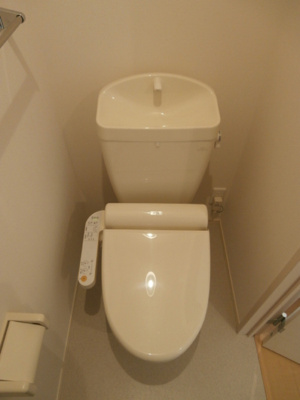 【トイレ】 | ブランシュール | お写真は、別のお部屋のものです。