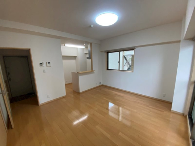 【居間・リビング】