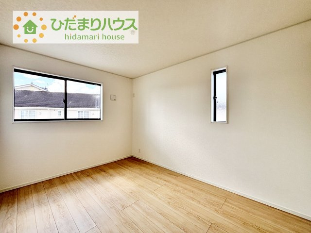 【洋室】 | 常総市本石下第12　新築戸建　1号棟 | 夏場に心地良いひんやり感はフローリングならでは☆彡