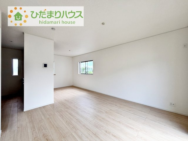 【居間・リビング】 | 常総市本石下第12　新築戸建　1号棟 | 早くお仕事終わらせて、家に帰りたくなるようなリビングです(^^♪