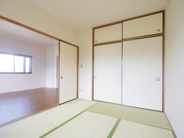 新座四季タウン Ｆ棟の内装