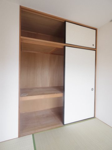 新座四季タウン Ｆ棟の収納