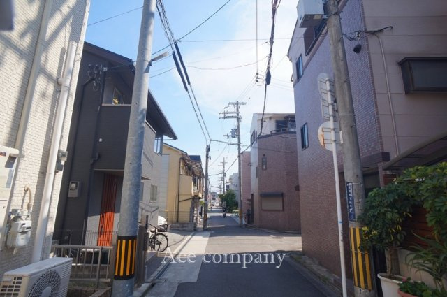 【前面道路含む現地写真】 | 東大阪市吉田5丁目 | 東南角地☆【前面道路幅員：東側4ｍ×南側4.7ｍ☆】