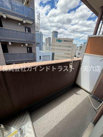 SWISS京橋のバルコニー|開放的で明るい空間を演出してくれるバルコニーです