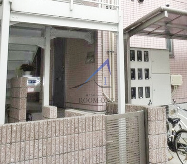 ブルージュ四谷のエントランス|エントランスです。