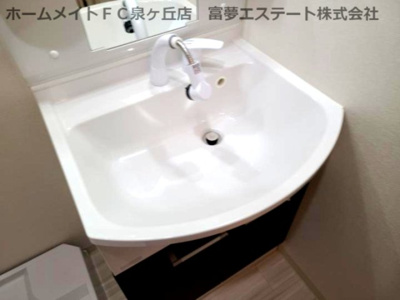 【洗面所】 | フジパレス泉大津駅西 | 洗髪洗面化粧台
※イメージ　同物件別号室の写真