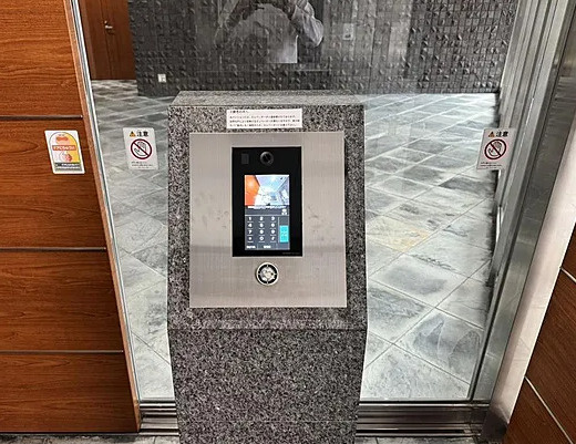 【エントランス】 | ☆ピアッツァコート