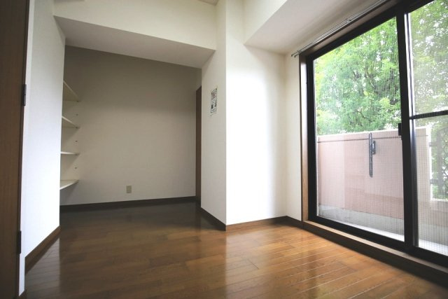 ロイヤルパレス高円寺の洋室|広々とした洋室です