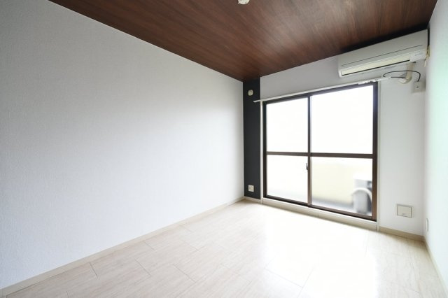日神パレス永福町の洋室|個人の部屋や寝室として使える洋室です