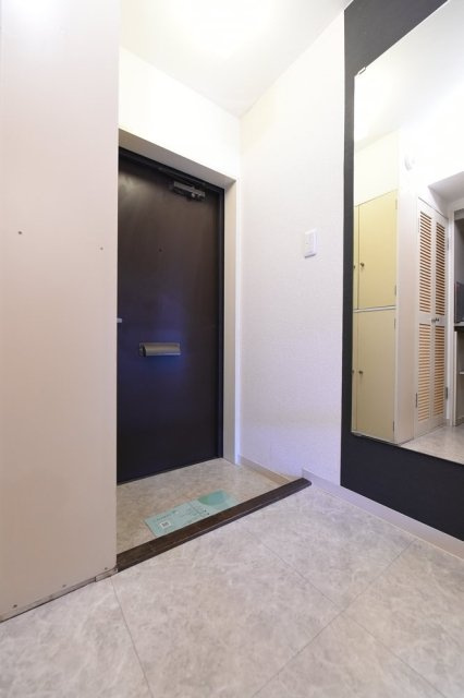 日神パレス永福町の玄関|シンプルで使いやすい玄関です