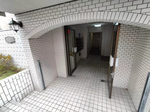 AP57 メゾン・ド・カシュネ403 （中野新橋）のエントランス|



