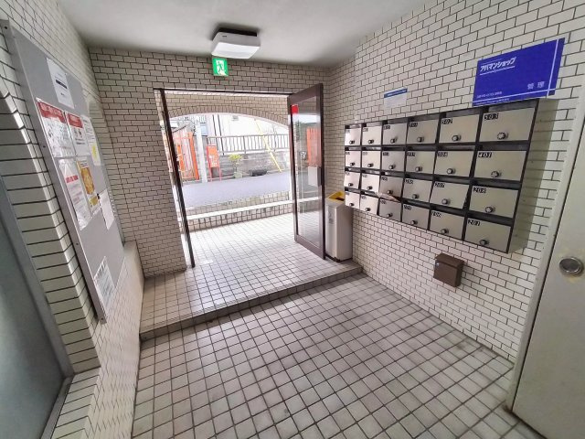 AP57 メゾン・ド・カシュネ403 （中野新橋）のエントランス|



