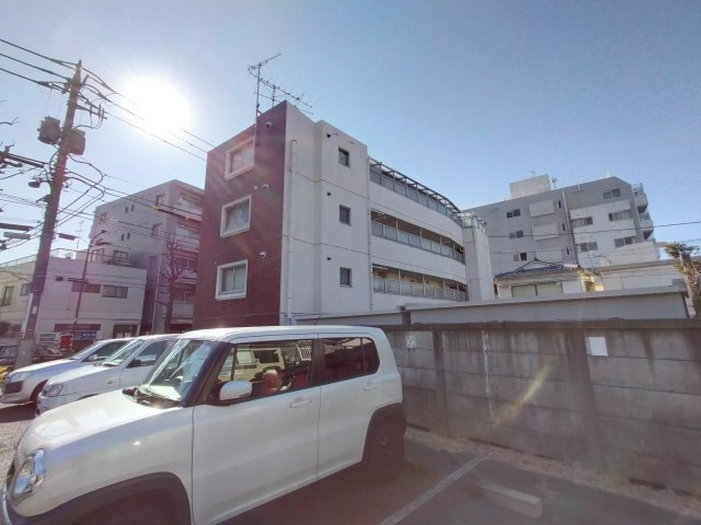 AP56 メゾン・ド・ロンジェ 405（沼袋）の外観|





