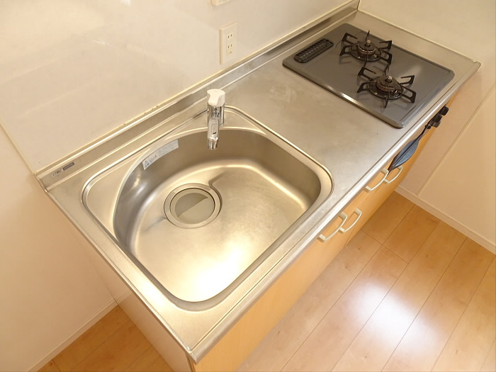 リキューザ永福のキッチン|コンパクトなキッチンで掃除もラクラク