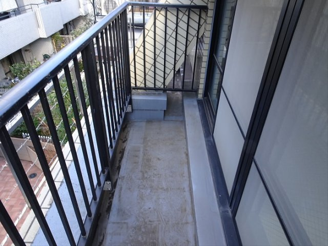 ロイヤルパレス代々木のバルコニー