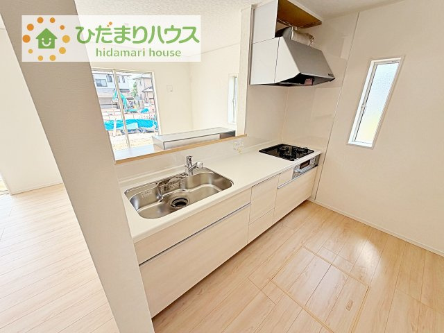 【キッチン】 | 常総市水海道諏訪町第3　新築戸建　3号棟 | 料理をしながらでも、ご家族との会話を楽しめる対面式キッチン♪
