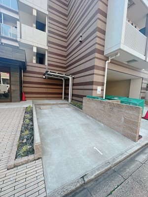 【駐車場】 | LaDouceur今池南 | 北側駐車場