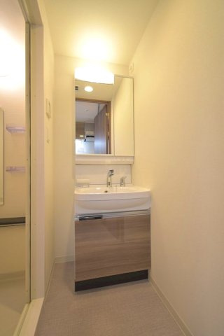 【洗面所】プレサンス淡路駅前