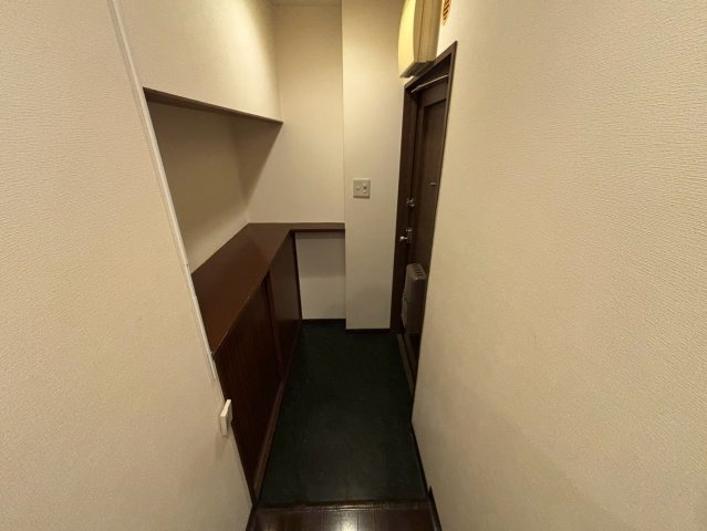 曽根南ハイツの玄関