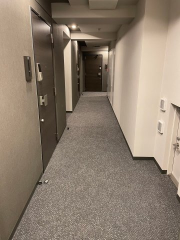 クロスレジデンス六義園のロビー
