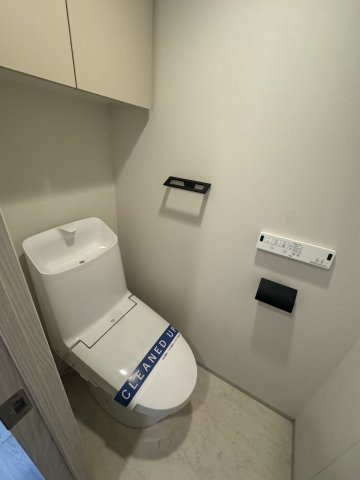 クロスレジデンス六義園のトイレ