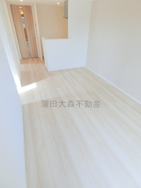 RJRプレシア蒲田の居間・リビング