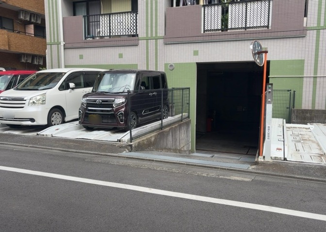 【駐輪場】 | ロアーブルビュー相模原 | マンションの駐輪場は、事前に空きがあるか確認を取ると安心です。せっかく入居したのに駐輪スペースがない！なんてことになったら大変ですよね。そこで、内見時や購入前にはまず事前に確認しておくと良いでしょう。