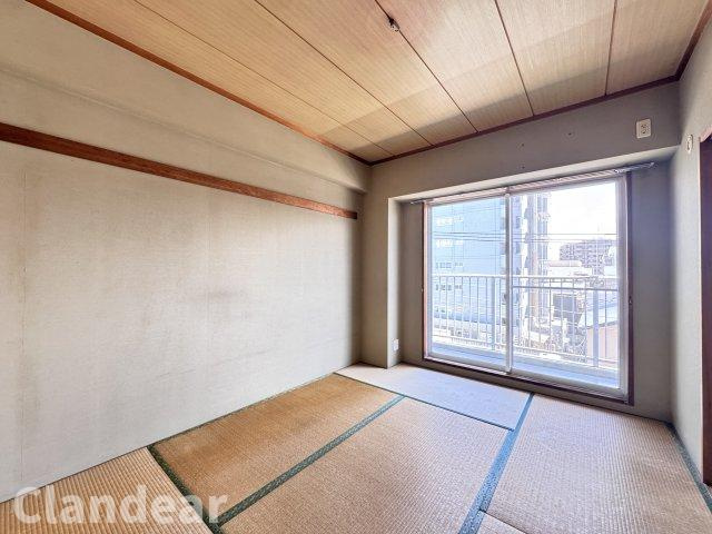 アーバンヒルズ北綾瀬第二の和室|ドキドキの新生活も、安心してスタート。ぴったりの住まいを見つけませんか？クランディアが一緒に住まい選びをサポートします‼　まずは、お気軽にお問合せください　＃クランディア