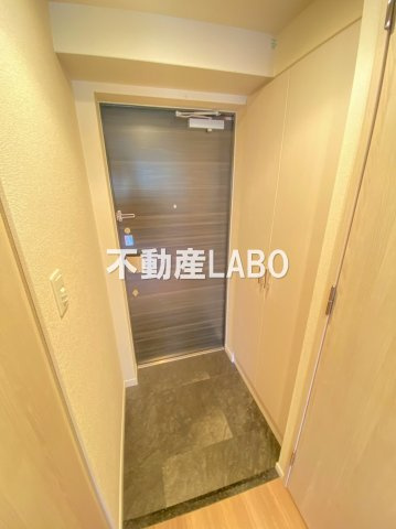 ファステート大阪ドームシティの玄関