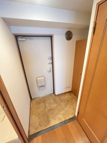 【玄関】