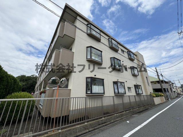 武蔵野市緑町３丁目の賃貸マンションの外観