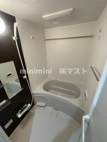 ローズコーポ堺筋本町の浴室