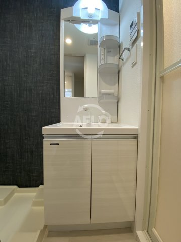 S-RESIDENCE大阪九条Northの独立洗面台|S-RESIDENCE大阪九条North（エスレジデンス大阪九条ノース）　独立洗面台