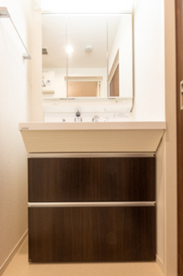 【洗面所】 | ルーチェ白金 | ※写真は同タイプ住戸です。