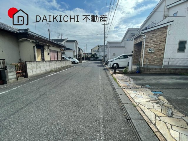 【前面道路含む現地写真】 | 北本市宮内1丁目　中古戸建