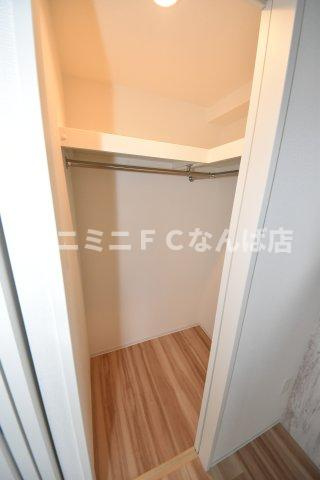 セレニテフラン本町の収納