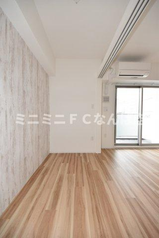 セレニテフラン本町の寝室