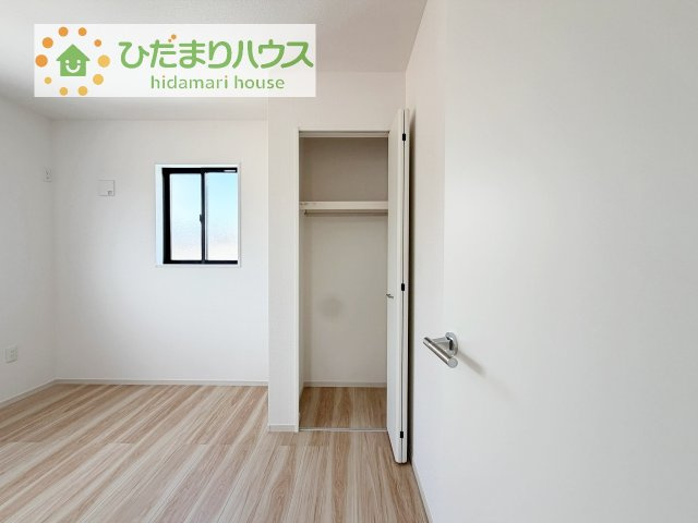 【収納】 | 牛久市田宮6期　新築戸建 | ハンガーパイプ付でお洋服の出し入れもラクラクです！